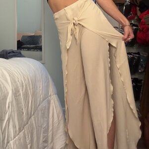 LIRA gypsy Cream Wide-Leg Pants | size small